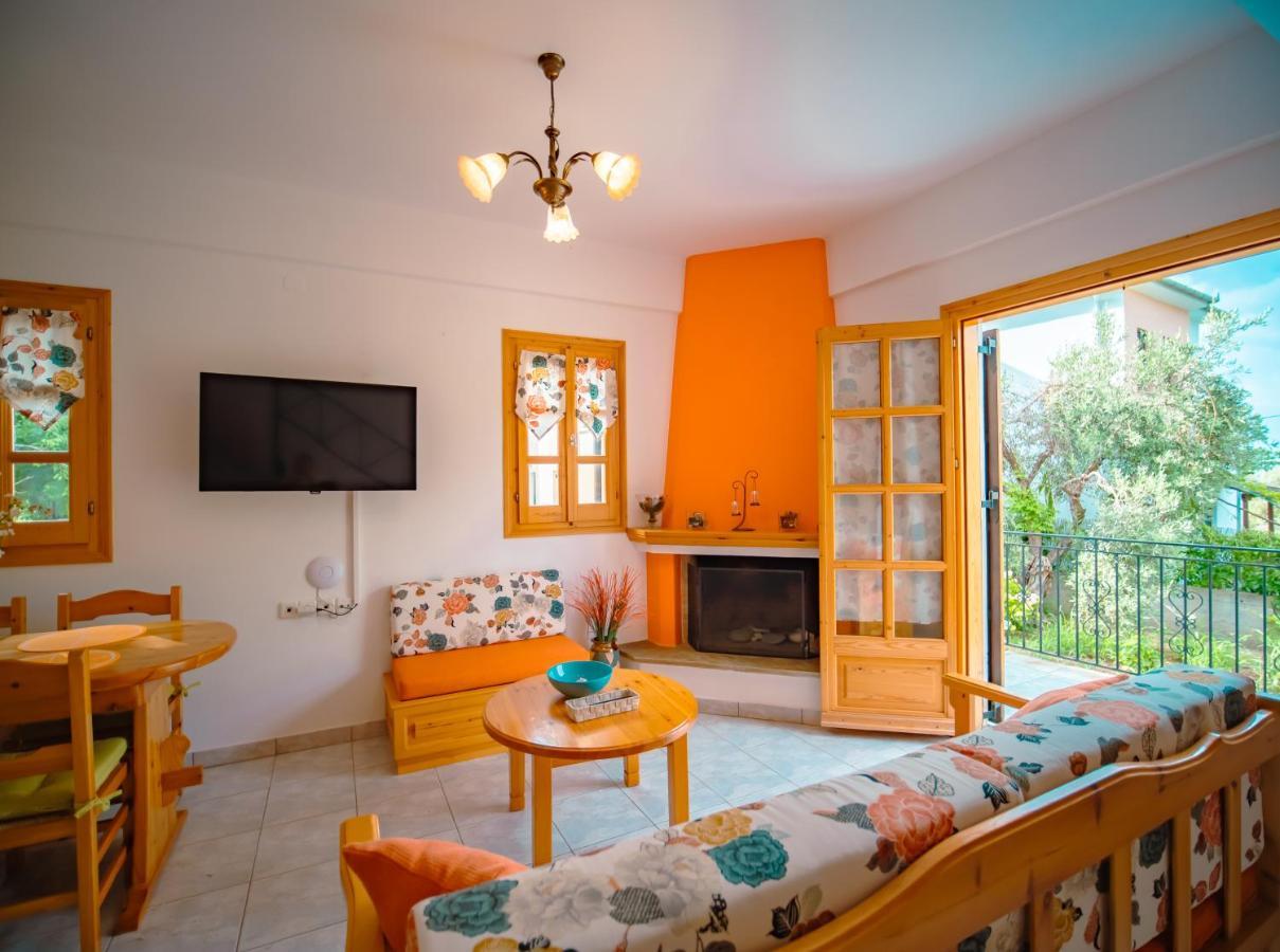 Orange House For Big Families In Damouchari - Delicious Houses Εξωτερικό φωτογραφία