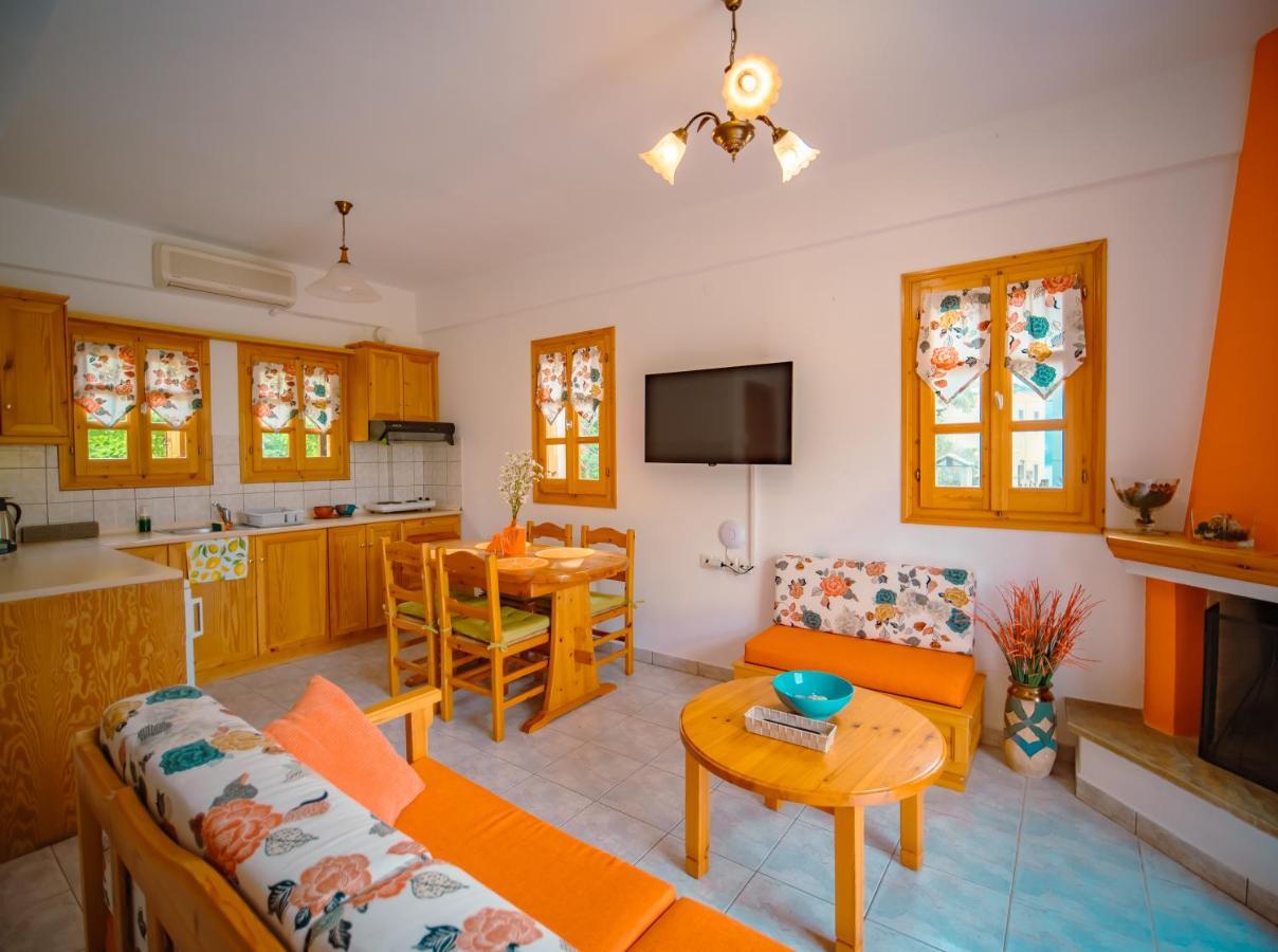 Orange House For Big Families In Damouchari - Delicious Houses Εξωτερικό φωτογραφία